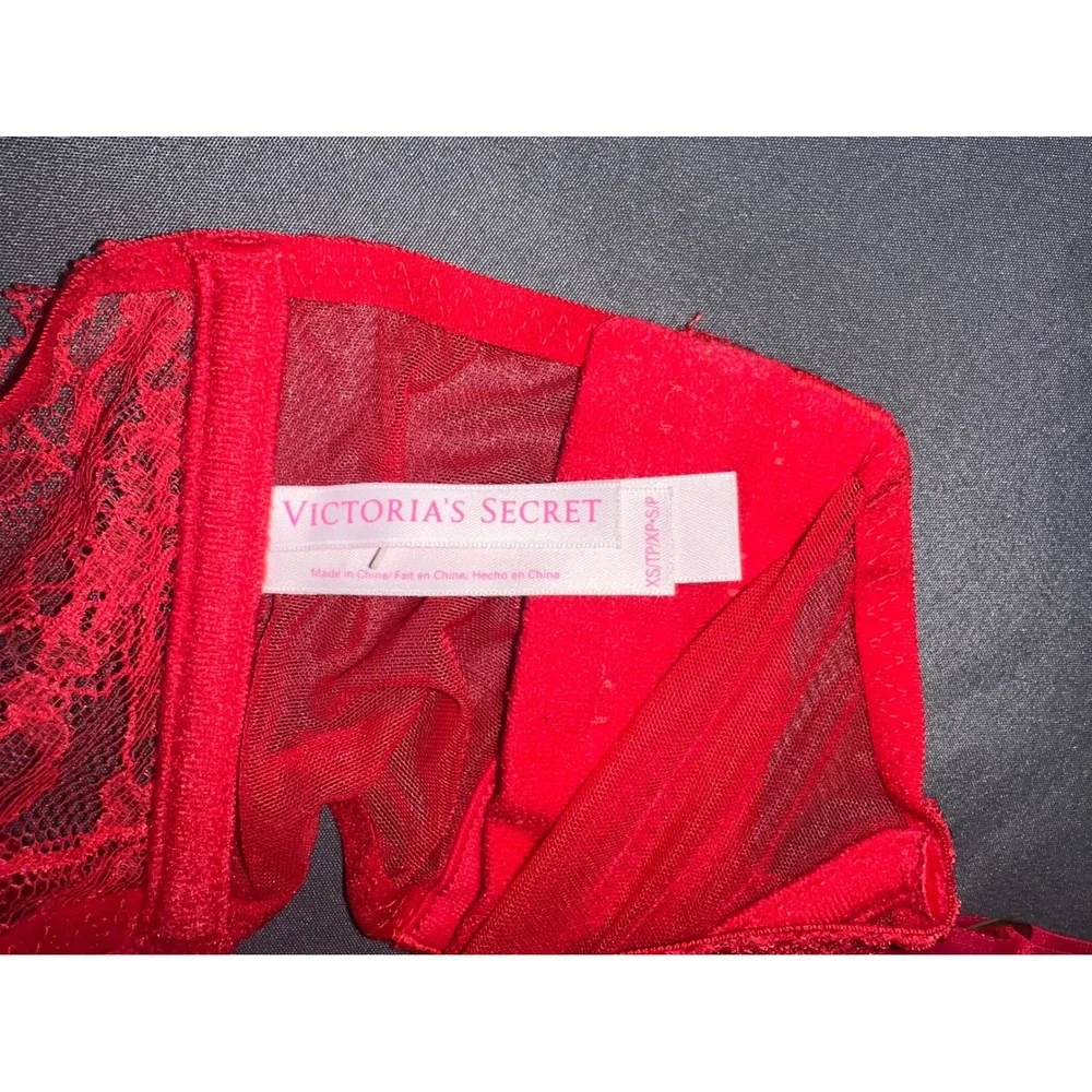 Victoria's Secret Red Lace Corset 36D and Garter Belt XS Set Lingerie